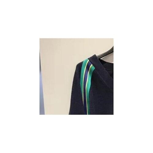 Spring and Summer New Color Matching V-neck Short Casual Top Sweater