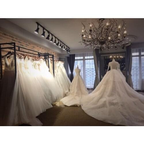 Iron wedding dress display rack floor hanging rack wedding dress shop studio cheongsam dress high-end shelf