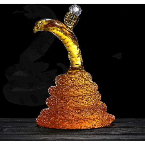Luxury home bar glass lead-free Whiskey Decanter for Liquor Scotch Bourbon 0902-06
