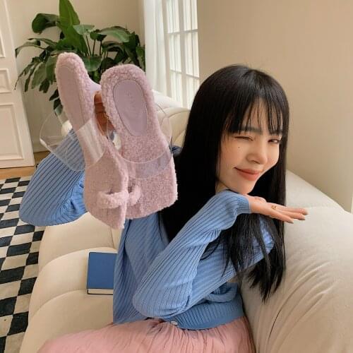 Needromance Footwear