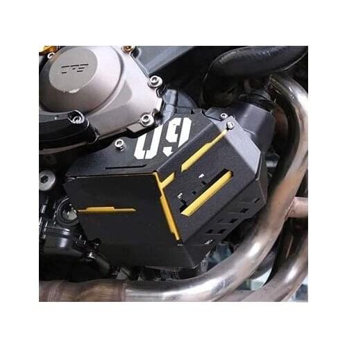 Motorcycle Coolant Recovery Tank Shielding Cover For Yamaha MT-09 FZ-09 2014-2017