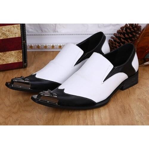 Personality pointed toes new fashion slip on lazy shoes black white men england style rivet breathable dress shoes free shipping