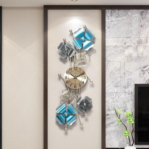 New Chinese Four-leaf Clover Wrought Iron Wall Clocks Lobby Silent Clock Wall Mural Decor Home Livingroom Wall Hanging Crafts