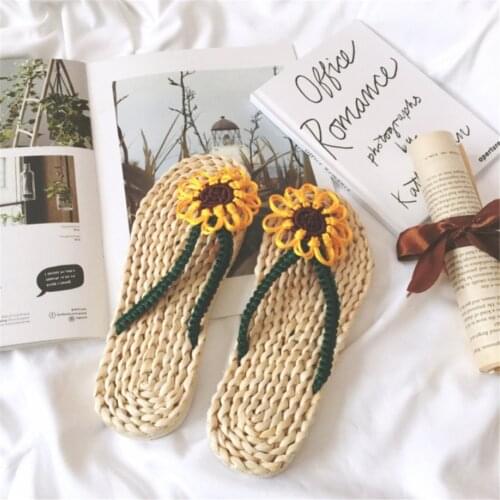Slippers mans summer home sandals embroidered flip flops new couple beach shoes 2020 new fashion casual womens handmade straw