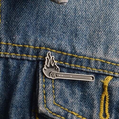 Black Matches Pins Hard Enamel Pin Badges Brooches Backpack Bag Acc Match Jewelry Retro Hipster Punk Jewelry Gifts for Friends