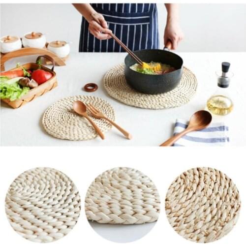 1pcs Home Mats Corn Water Grass Handmade Weave Round Coaster Pad Heat Insulation Placemat Table Decoration Kitchen Accessories