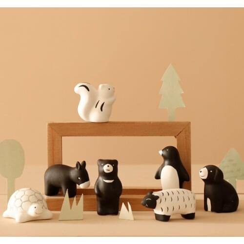 HOVFELER Ceramic Lovely Animal Table Garden Cute Toy Zoo Forest Miniature Figurines Desktop Statue Porcelain Home Decorations