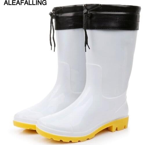 Labor Safety Rainshoes Men Rain Shoes White Medeum Hight Rain Boots Chemical Foodstuffs Factory Processing Rubber Boots