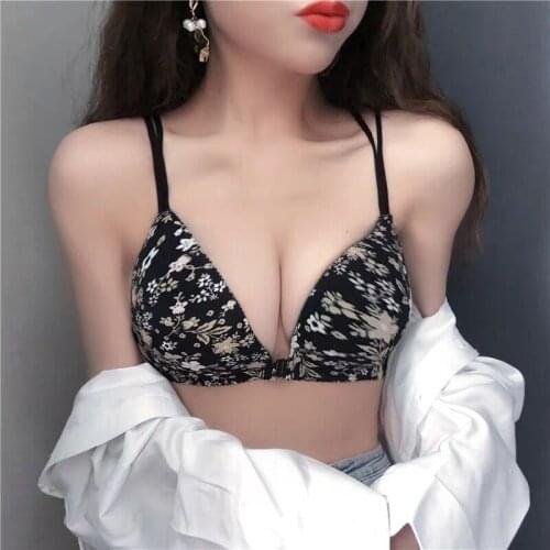 2021 New Front Button Womens Underwear Without Steel Ring Gathered Sexy Back Breathable Cross Band Traceless Girl Bra M010