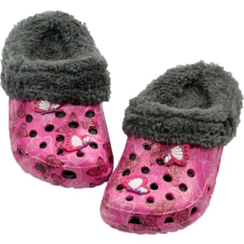 Girl Winter Clogs Warm Fur Childrens Indoor Shoes Home Hole Mules Thickened Warm Girl Cotton Slippers Butterfly Pins