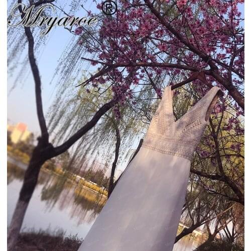 Mryarce V Neck Geometric Lace Sleeveless Bohemian Wedding Dress Tulle Bridal Gowns
