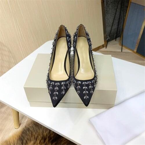 2021 New Large Size 33-40 Womens High Heels Luxury Brand Designer Shoes Hot Sell Silk Shoes Popular Ladies Wedding Pumps