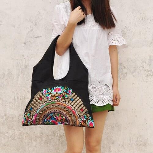 Women Vintage Embroidery National Flowers Bags Ladies Shoulder Travel Bag Handbag