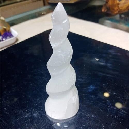 Natural Selenite spiral Unicorn Horn Carving Satin Spar Crystal Gemstone Crystal Reiki Healing raw white gypsum stone massager