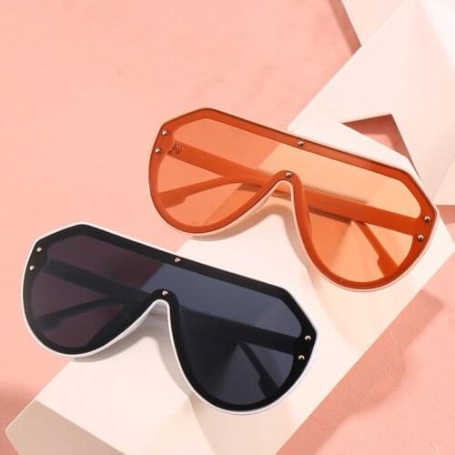 2021 Retro Irregular Sunglasses Fashionable outdoor travel beach Big unglasses irregular classic retro sunglasses
