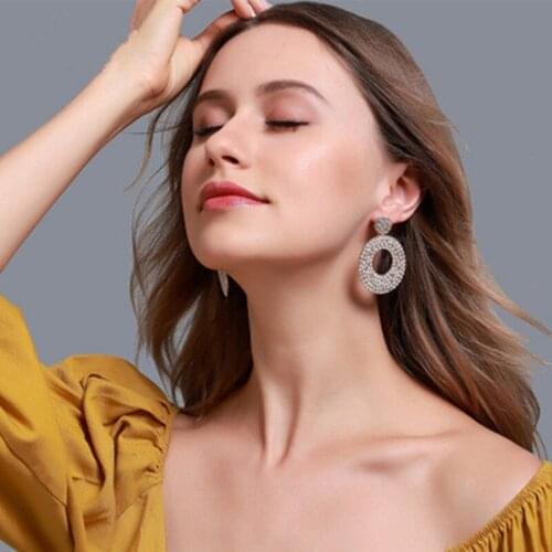 Needle Long Dangle Earrings for Women Jewelry Round Rhinestone Female Drop Earrings Fashion Pearl Charm Women Jewelry Wedding