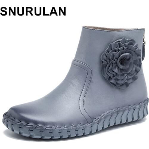 SNURULAN Genuine Leather Flowers Hand Sewing Shoes 2017 Autumn Fashion Soft Casual Flat Ankle Boots Zipper Women Short Boots
