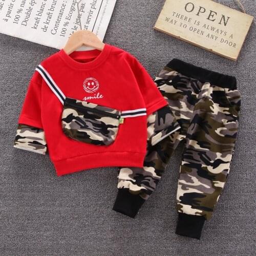 2021 new childrens spring and autumn boys and girls clothes sweatshirt cotton suit baby smiley camouflage bag two-piece suit