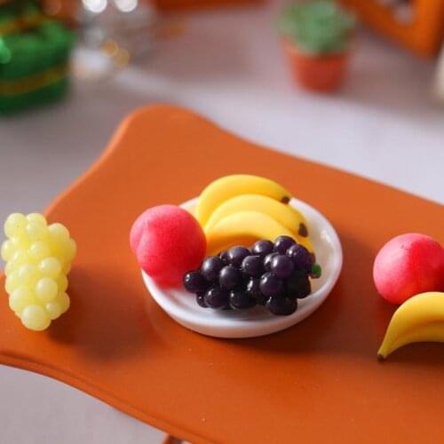 6Pcs/set 1/6 1/12 Scale Mini Simulation Fruit Plate Grape Banana Peach Dollhouse Kitchen Decoration