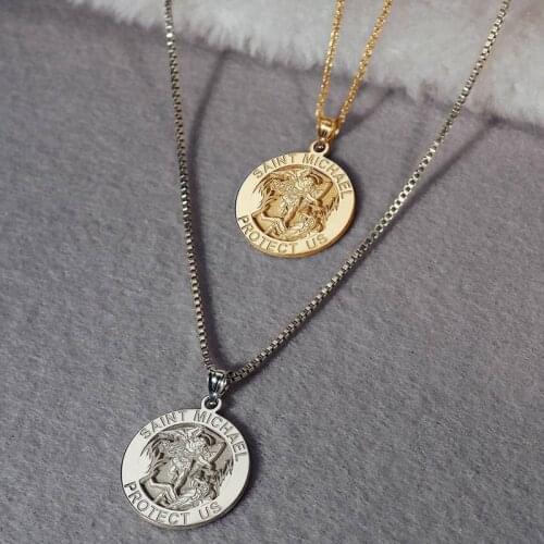 Fashion Archangel St.Michael Protects Charm Pendant Necklace Round Angel St. Michael Protect Us Necklace Men Women Gift