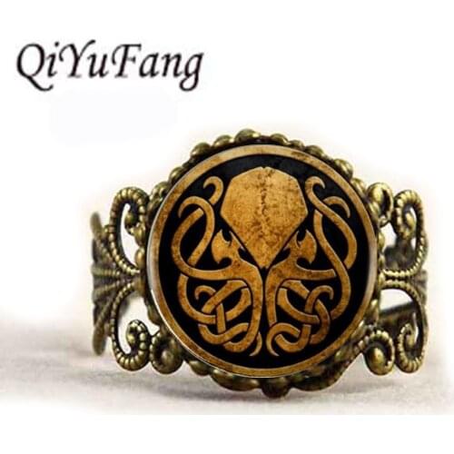 QiYuFang Cthulhu Cabochon Choker ring Women Jewelry Vintage Bronze Chain Statement Rings Antique Woman mens