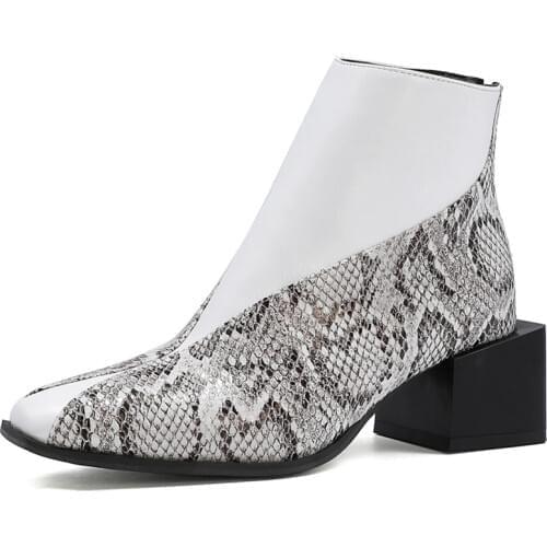 Winter Pointed Toe Chelsea Boots Woman Ankle Boots snake pattern Leather Splicing material Martin Botas female Motorcycle Bootie