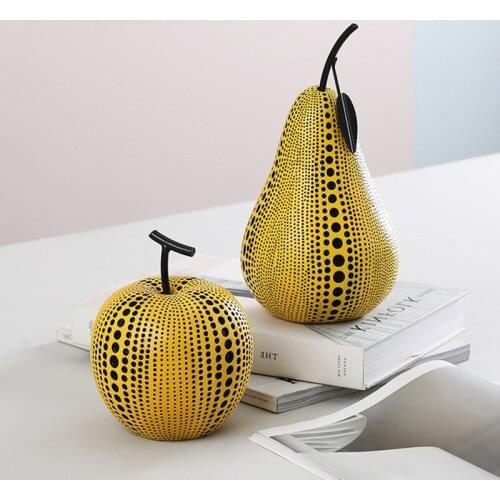 Japanese Yayoi Kusama Wave Point Apple Pear Pumpk Resin Craftwork Desktop Decoration Simulation Fruits Figurines ornament