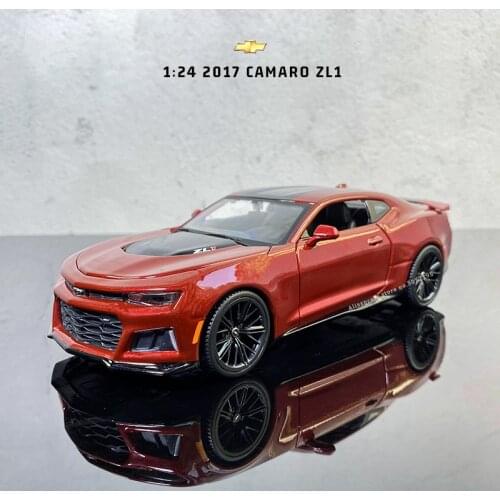 Maisto 1:24 New 2017 Chevrolet Camaro ZL1 simulation alloy car model collection gift toy boys Toys