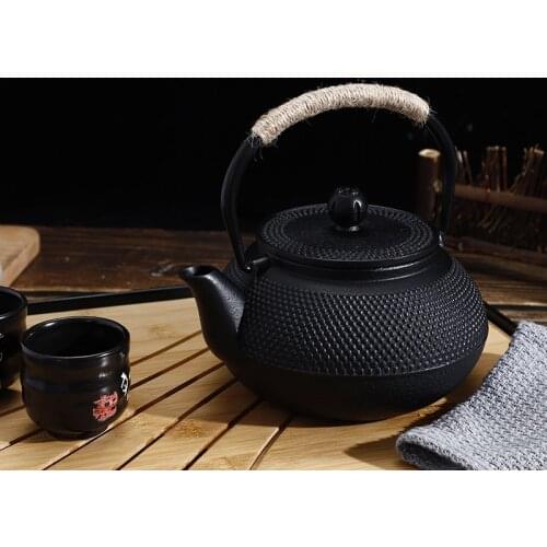 Japanese Iron Tea Pot with Stainless Steel Infuser Cast Iron Teapot Tea Kettle for Boiling Water Oolong Tea WF1027