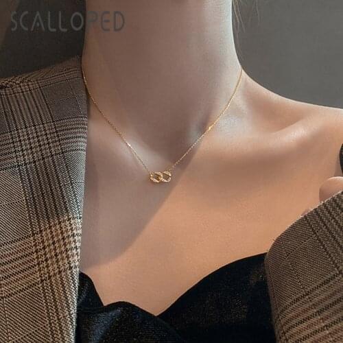 Scalloped Golden Chains