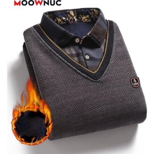 Moownuc V-neck Sweaters