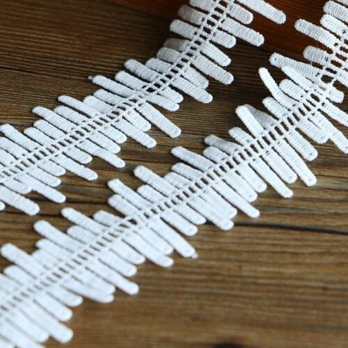 1 Yards4.3cm white embroidered Cotton lace Sewing Accessories craft Handmade for clothing bag wedding Decoration