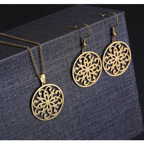 Skyrim Vintage Flower Round Pendant Necklace Drop Earring Jewelry Set Stainless steel Golden Initial Necklaces Gift for Women