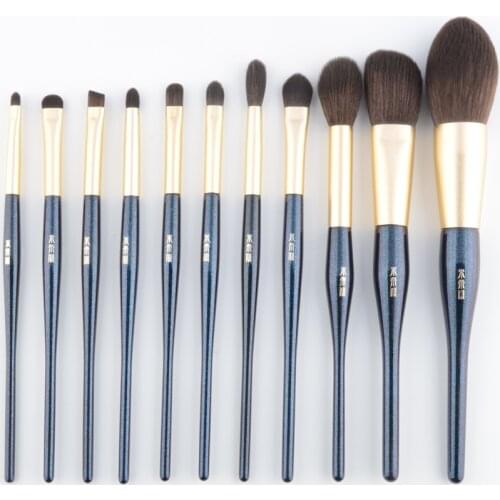 11pcs/set Makeup brushes set Powder sculpting highlighter eye shadow contour concealer detail eye blending brush