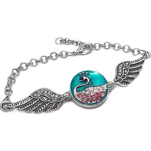 LUWELLEVER Engraved Bracelets