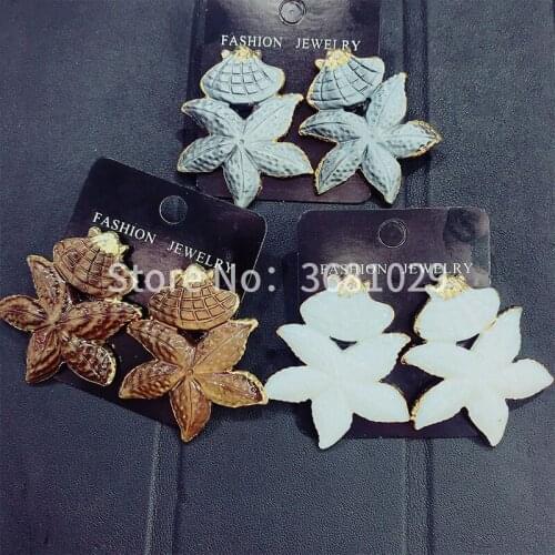 Fashionable and contracted star is little pure and fresh temperament joker individual character exceeds celestial shell earring