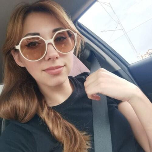 Fashion White Sunglasses Women Square Frame Glasses Vintage Small Eyeglasses Classic Coated Cutting Colorful Eyewear Recommend