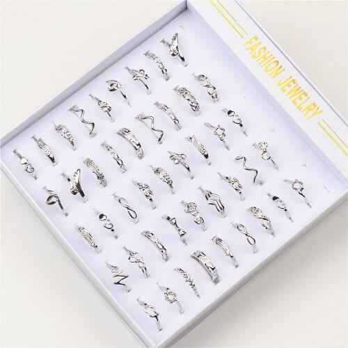 Fashion 50pcs/set Silver Golden Plated Metal Jewelry Finger Rings For Women Mix Style With Box