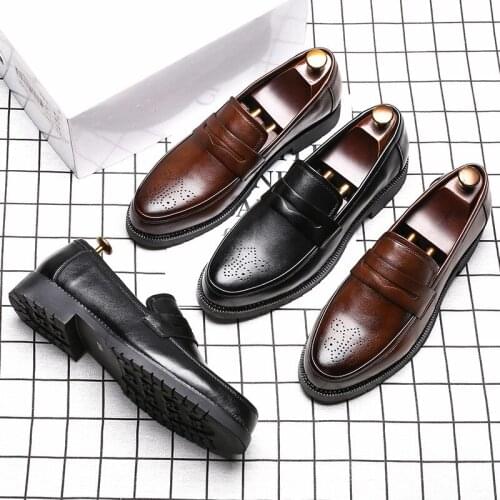2021 Luxury Brand Penny Loafers Men Casual Shoes Slip On Leather Dress Shoes Brogues Carving Driving Party