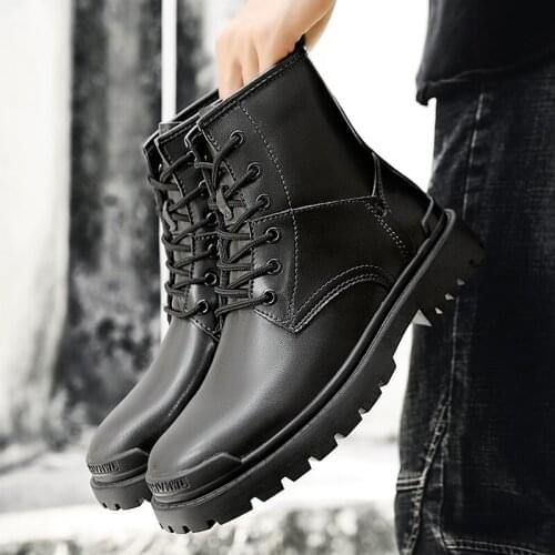 Mens Martins Boots American retro tooling boots Casual Winter Warm Leather Mens Boots Vintage Man Lace up Ankle Boots