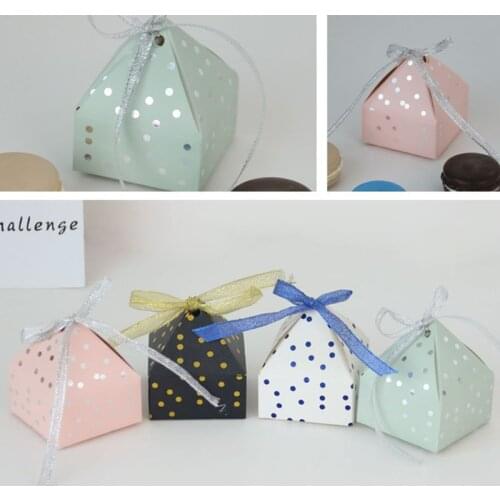 100pcs Pyramid Style Wedding Favors Dragees Candy Gift Box Carton Cardboard Box with Ribbon Cake Boxes and Packaging Wrapping