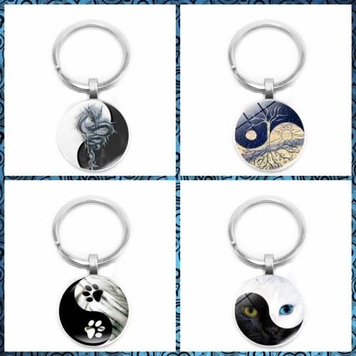 2019 New Yin and Yang Black and White Cat Claw Key Ring Life Tree Keychain 25mm Glass Convex Round Key Ring Gift Jewelry