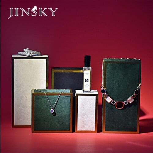Metal Jewelry Display Props high-grade jewelry display pad platform platform ring studs placed on the table