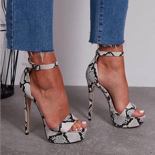 XEK 2019 Serpentine Platform High Heels Sandals Summer Sexy Ankle Strap Open Toe Gladiator Party Dress Women Shoes XYW42
