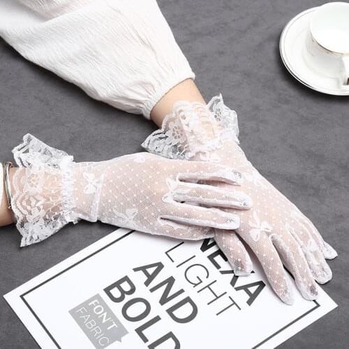 Woman Decent Lace Gloves Ruffled Floral Elegant Lady Party Wrist Sunproof Sunscreen Solid Female Driving Gloves Mittens