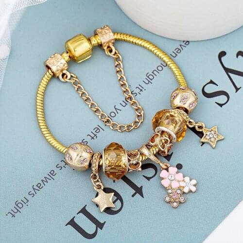 Seialoy Golden Pink Daisy Flowers Charm Bracelets For Women Men Original Pink Crystal Daisy Beads Bracelet Bangle Jewelry Gift