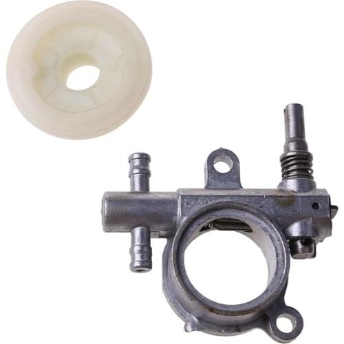2500/3800 Chainsaw Spare Parts Chainsaw Oil Pump With Worm Drive Gear Fits 25CC Dropshipping