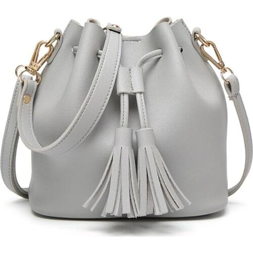 2021 New Fashion Women Bucket Bag Vintage Tassel Messenger Bag High Quality Retro Shoulder Bag Simple Crossbody Bag Tote