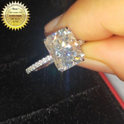 100%18k gold (Au750)and 3ct DVVS color moissanite we have certificaet