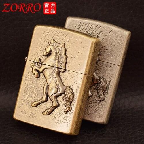 Zorro Kerosene Lighter Personality Sticker Chapter Grinding Wheel Classic Pattern Bronze Knurled White Steel Liner Mens Lighter